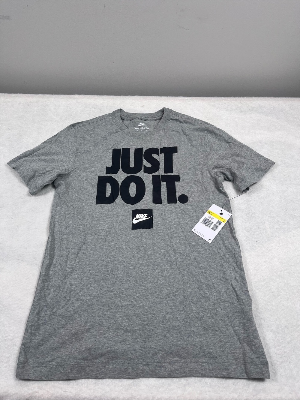 Nike Men's Gray Graphic 'JUST DO IT.' Short Sleeve Tee
